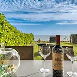 펜션 Playa Azul Beachfront Townhouse 에스테포나
