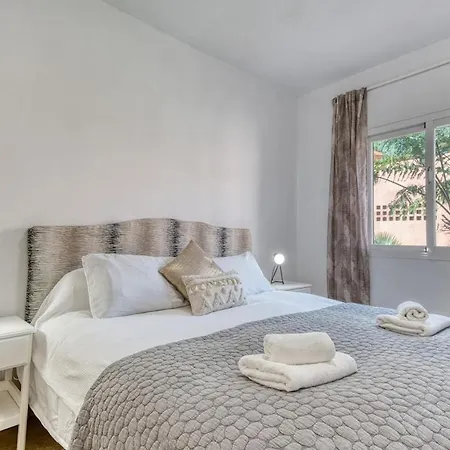 Playa Azul Beachfront Townhouse * Estepona