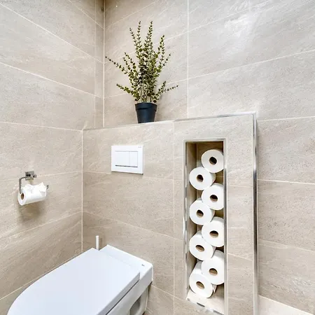 Playa Azul Beachfront Townhouse * Estepona
